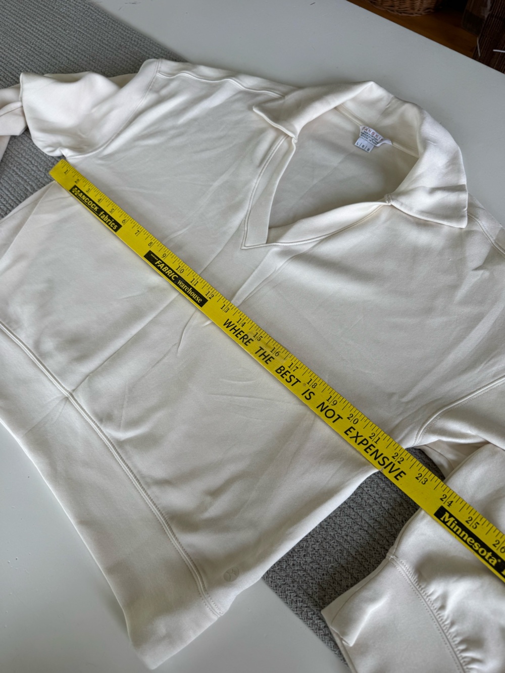 Danskin Ivory Cream V-Neck Polo Pullover Sweatshirt Size Large View 6